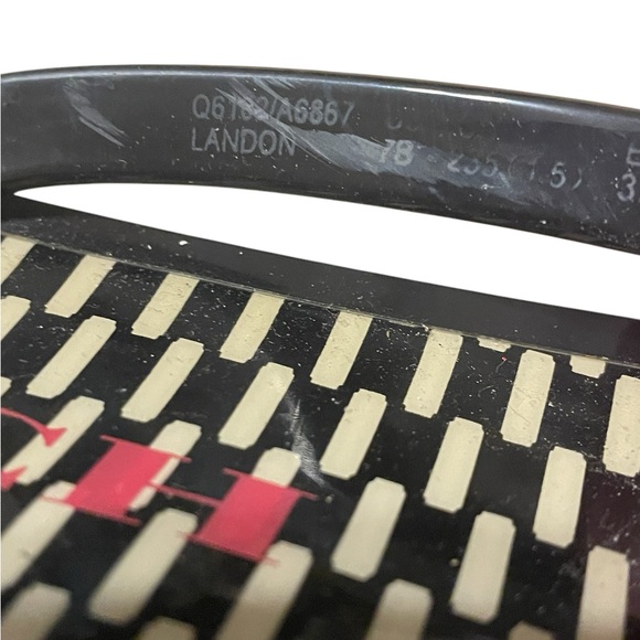 Coach Landon Flip Flops, Size 7B, GUC - Picture 4 of 6